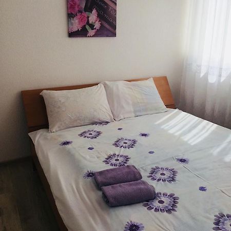 Cozy Apartment Near The Airport "Kyiv" Екстериор снимка